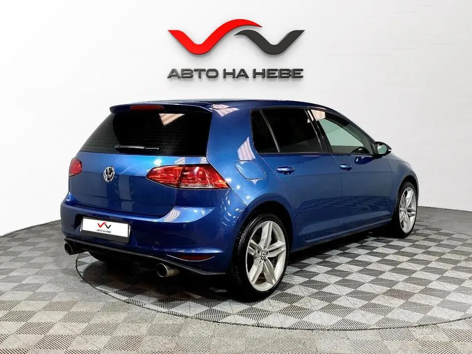 «Авто на Неве»