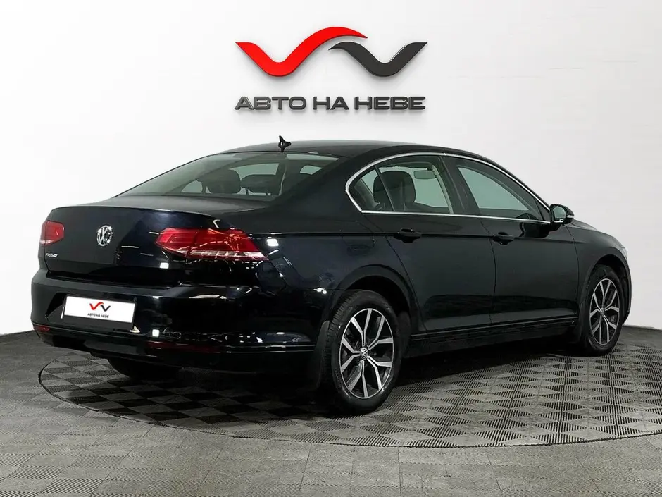 «Авто на Неве»