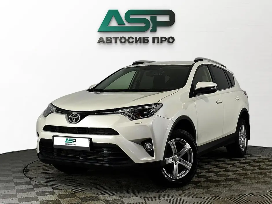 Toyota RAV4, 2015 г.