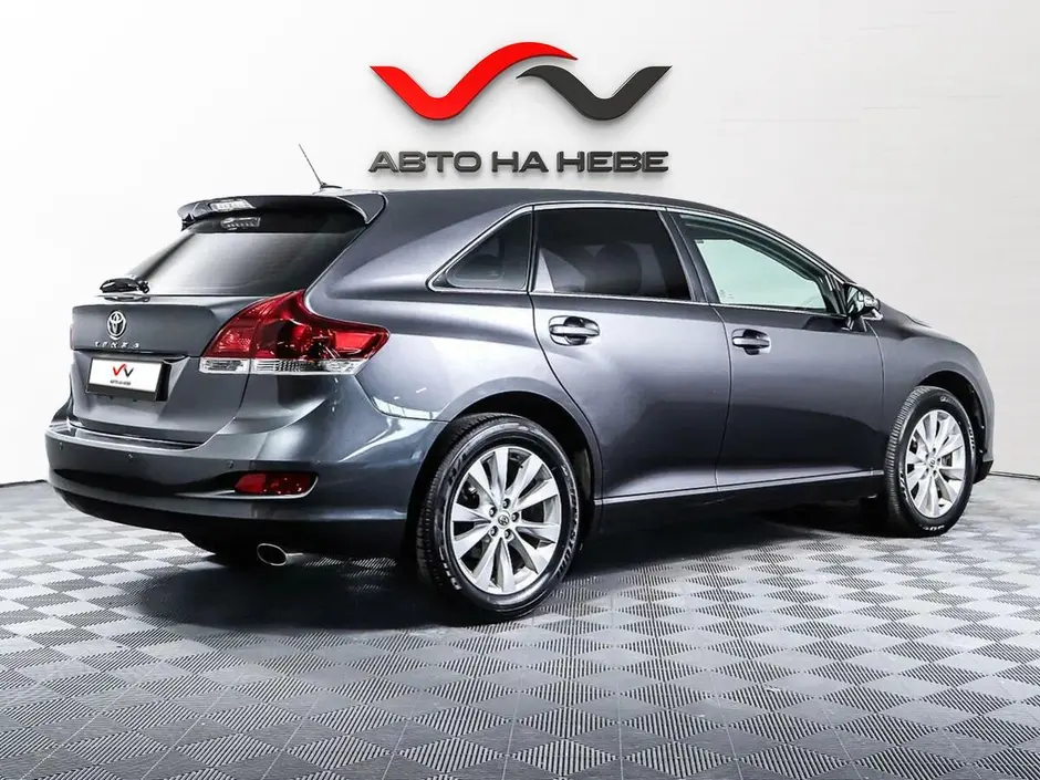 «Авто на Неве»