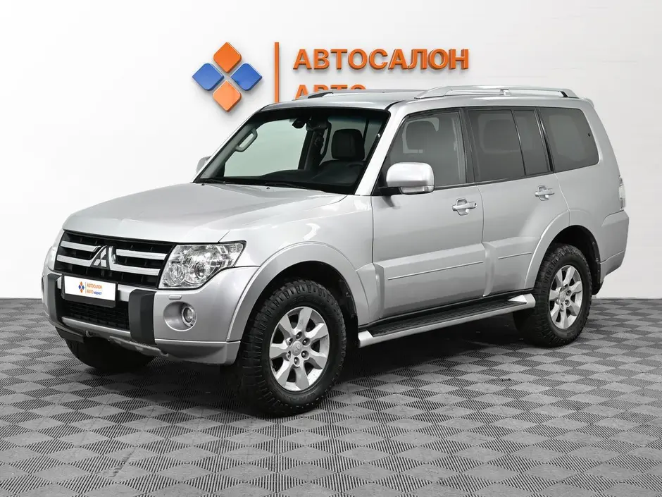 Mitsubishi Pajero, 2010 г.