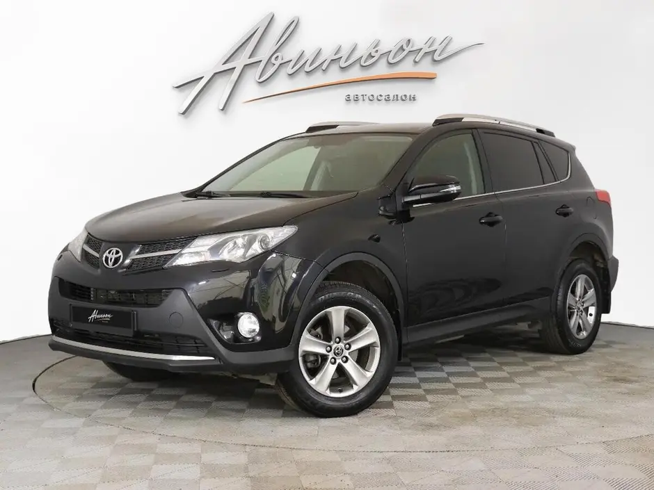 Toyota RAV4, 2015 г.