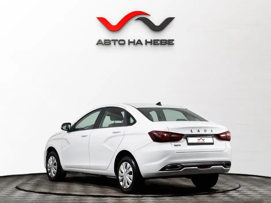 «Авто на Неве»