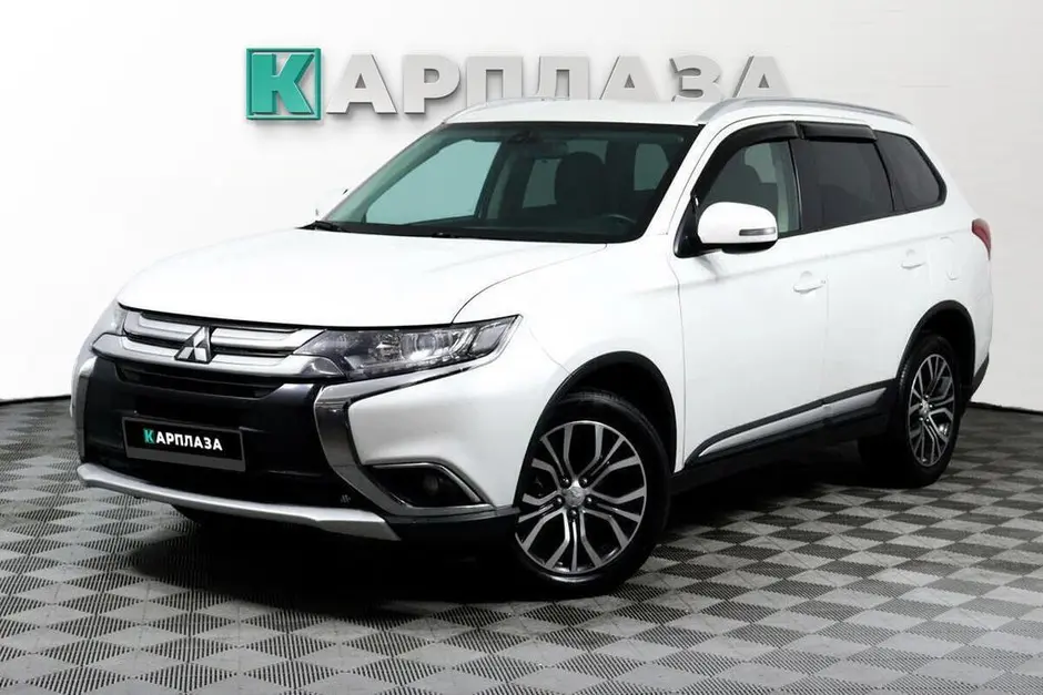 Mitsubishi Outlander, 2016 г.