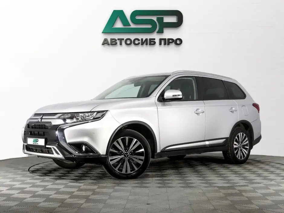 Mitsubishi Outlander, 2019 г.