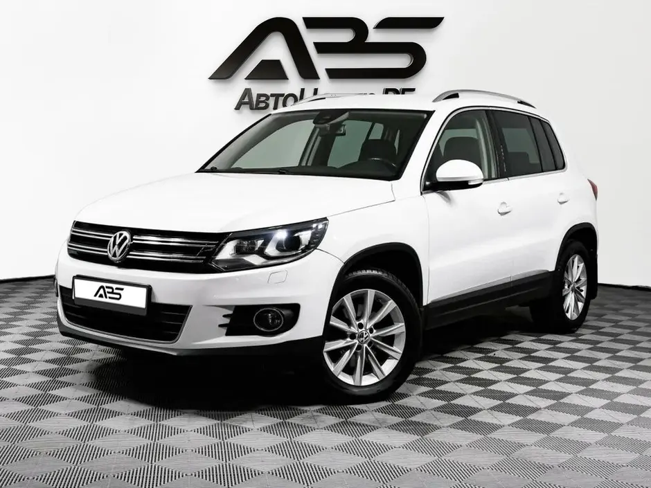 Volkswagen Tiguan, 2015 г.