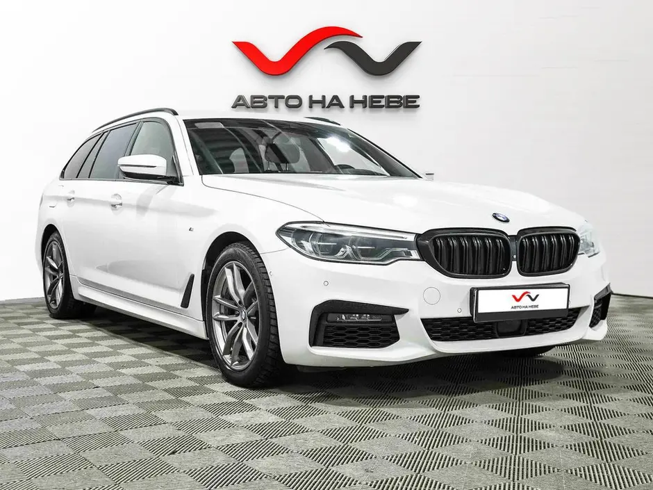 «Авто на Неве»