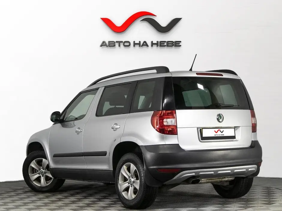 «Авто на Неве»