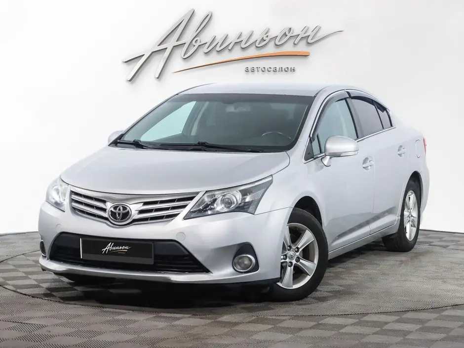 Toyota Avensis, 2011 г.
