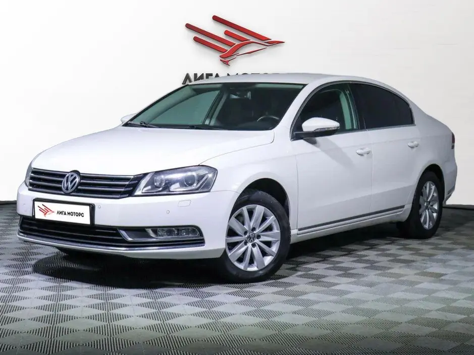 Volkswagen Passat, 2013 г.