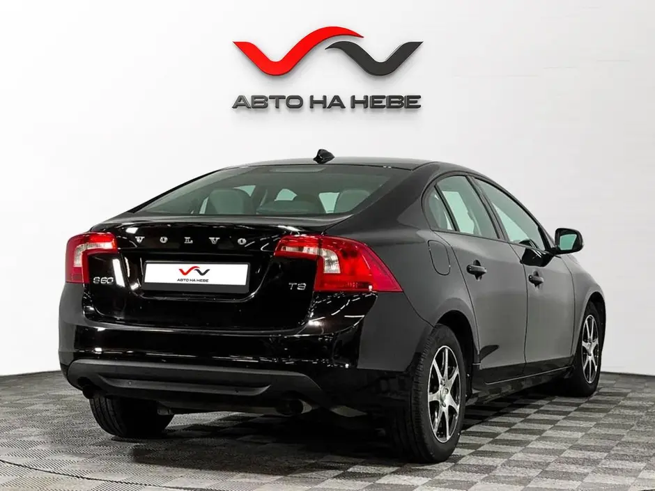 «Авто на Неве»