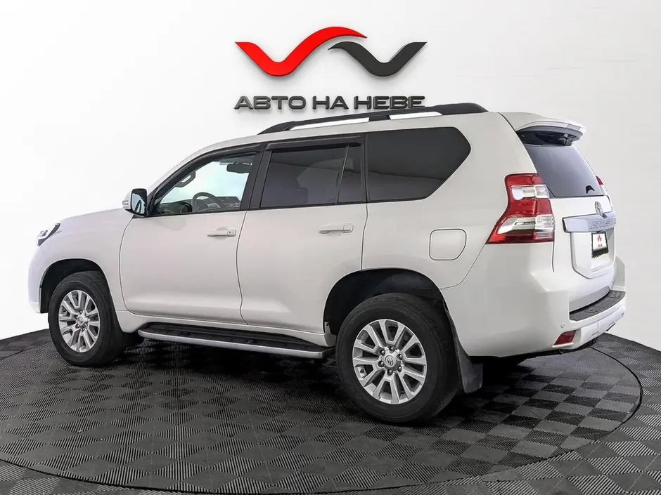 «Авто на Неве»