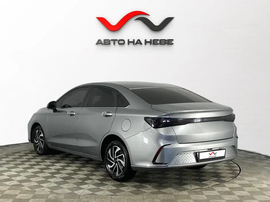 «Авто на Неве»
