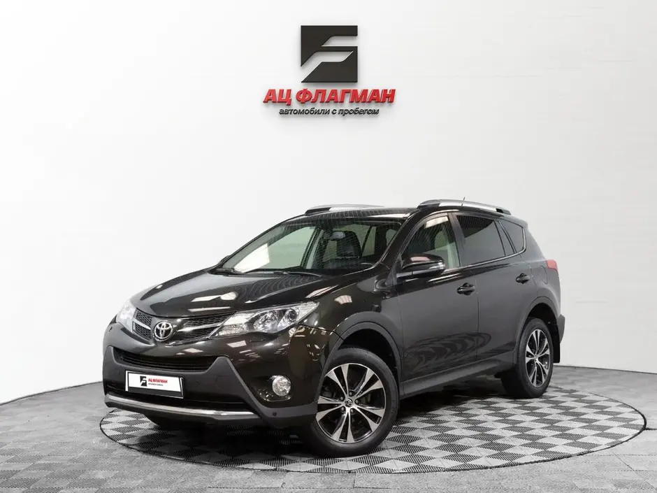 Toyota RAV4, 2015 г.