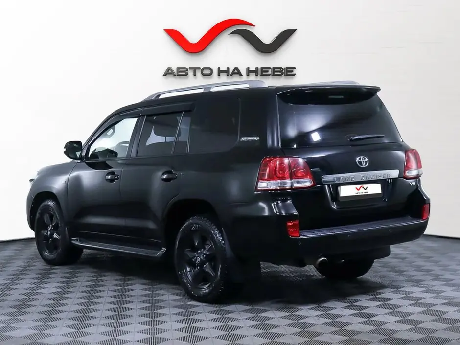 «Авто на Неве»
