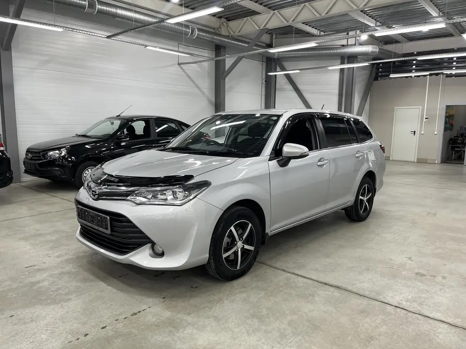 Toyota Corolla, 2015 г.