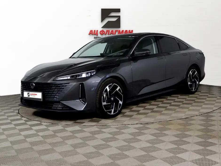 Changan Lamore, 2023 г.