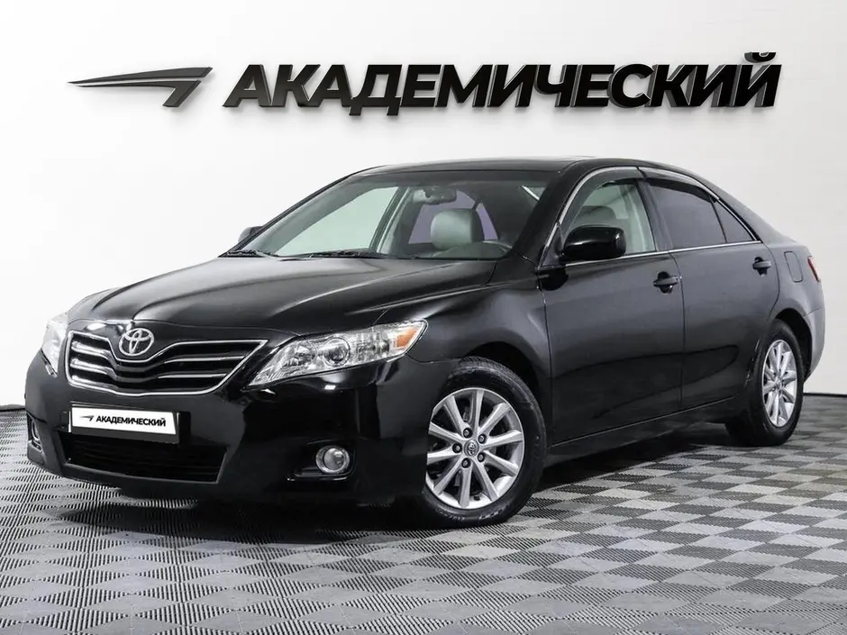 Toyota Camry, 2011 г.