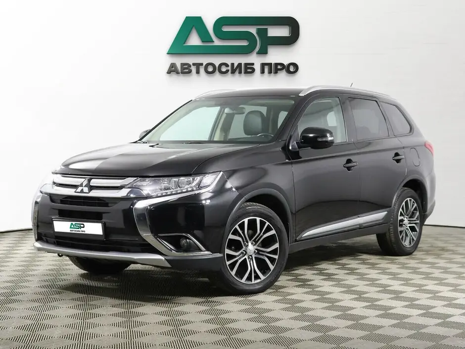Mitsubishi Outlander, 2015 г.