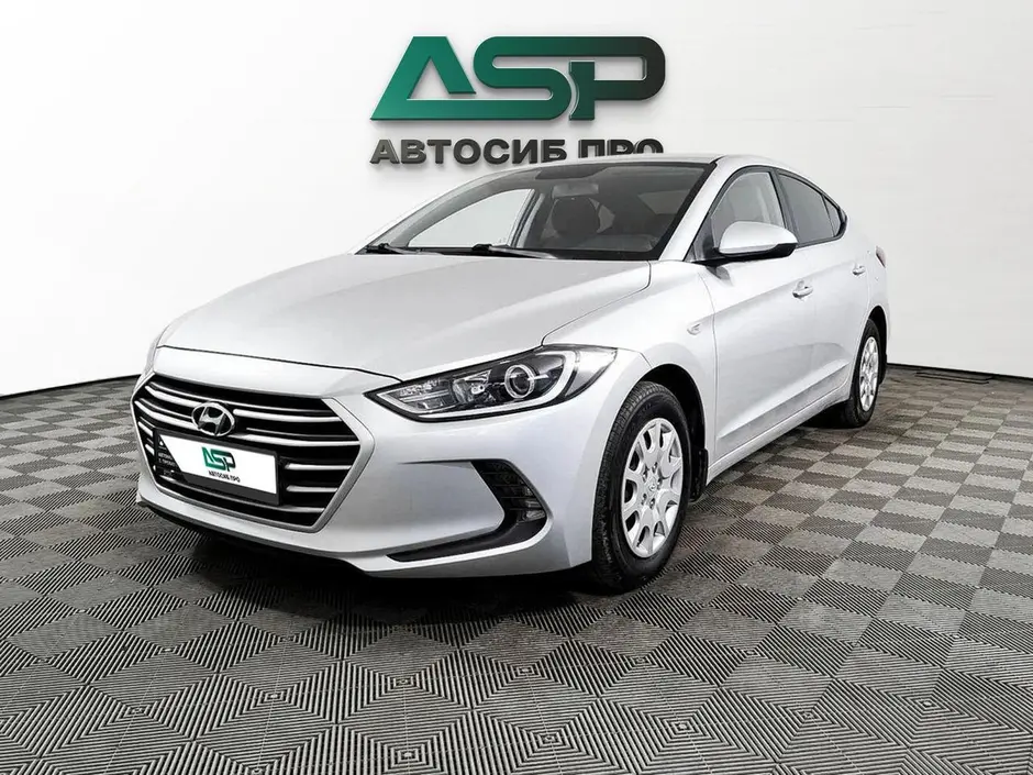 Hyundai Elantra, 2019 г.