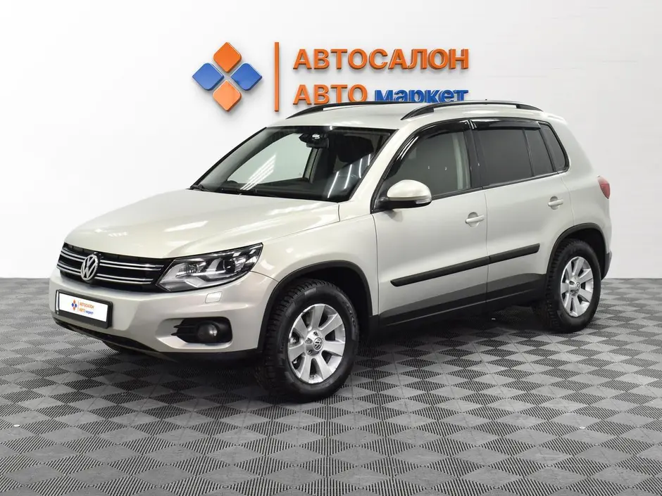 Volkswagen Tiguan, 2015 г.
