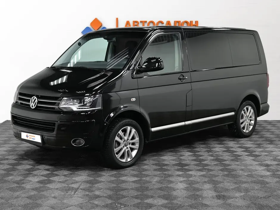 Volkswagen Caravelle, 2015 г.
