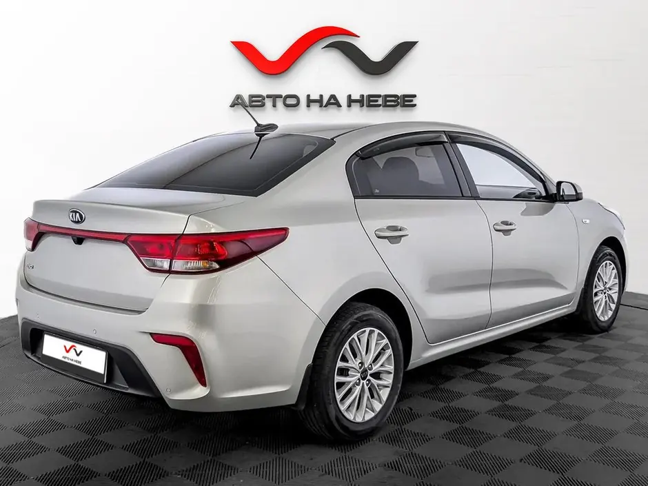 «Авто на Неве»