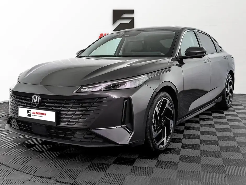 Changan Lamore, 2024 г.