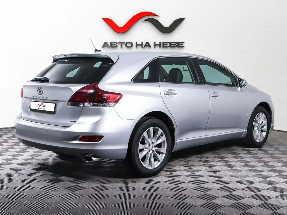«Авто на Неве»