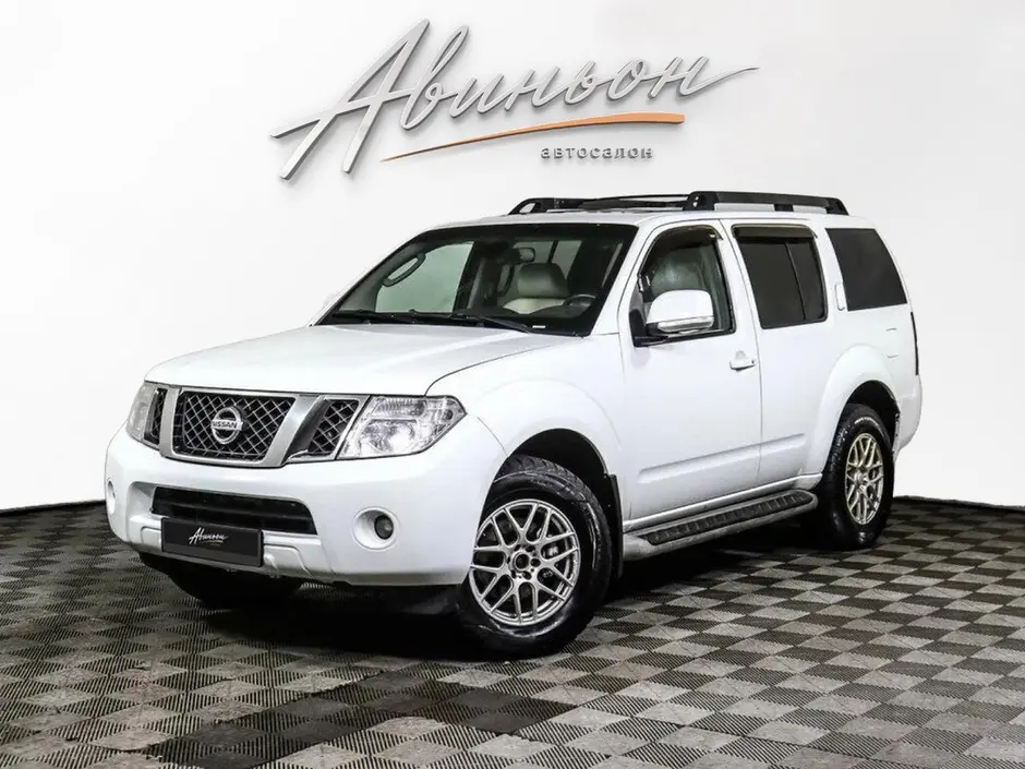 Nissan Pathfinder, 2011 г.