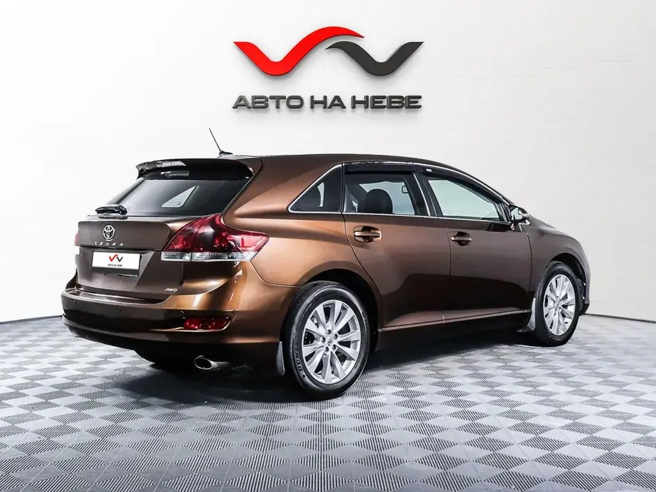 «Авто на Неве»