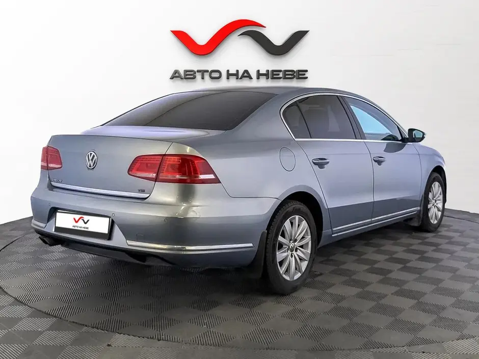 «Авто на Неве»