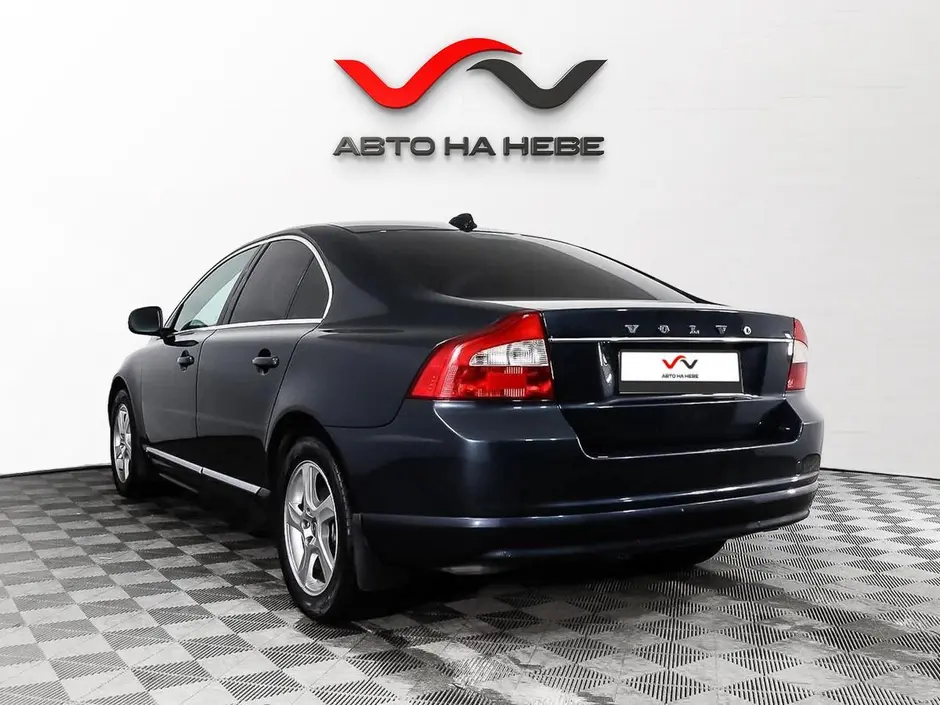 «Авто на Неве»