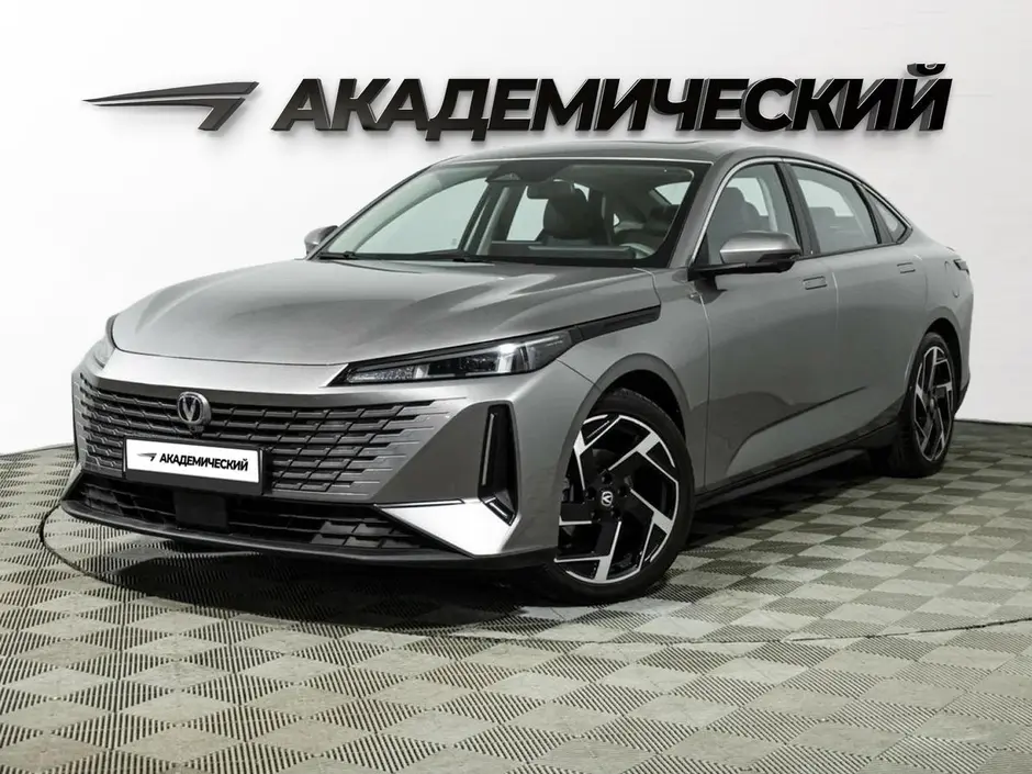 Changan Lamore, 2023 г.