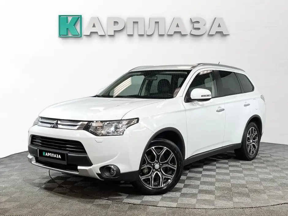 Mitsubishi Outlander, 2014 г.