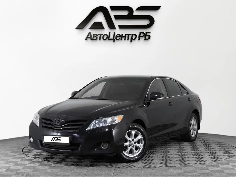 Toyota Camry, 2010 г.