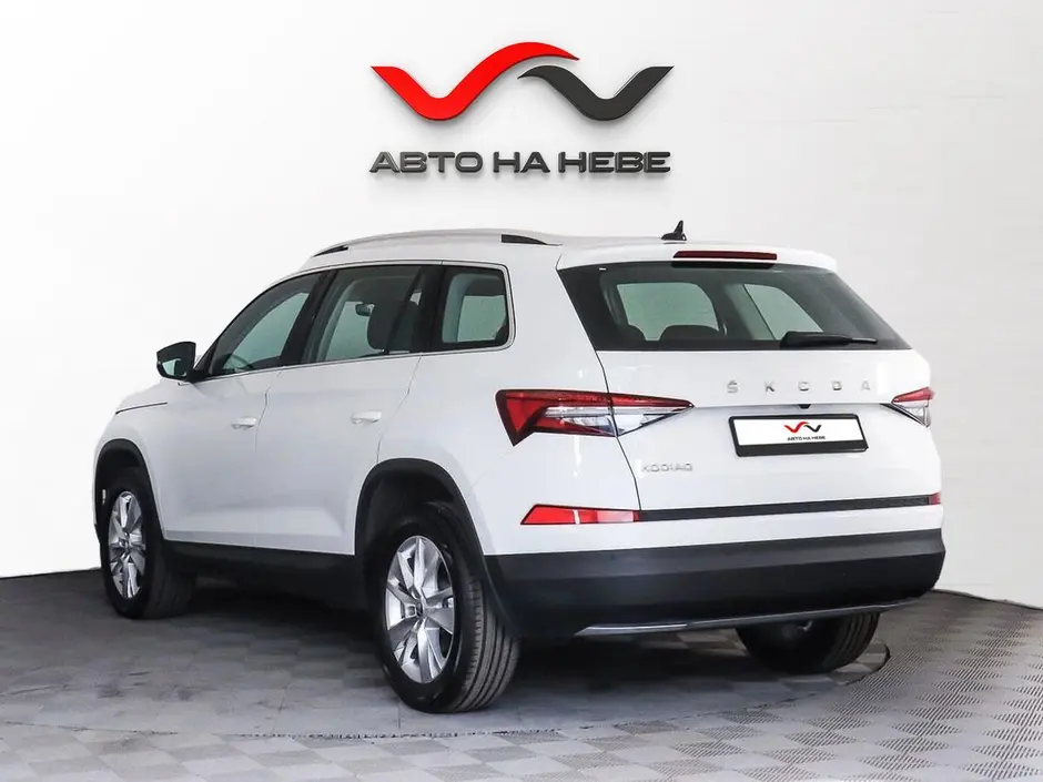 «Авто на Неве»