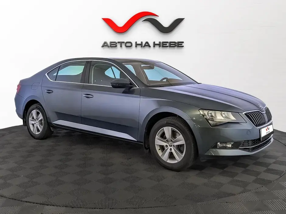 «Авто на Неве»