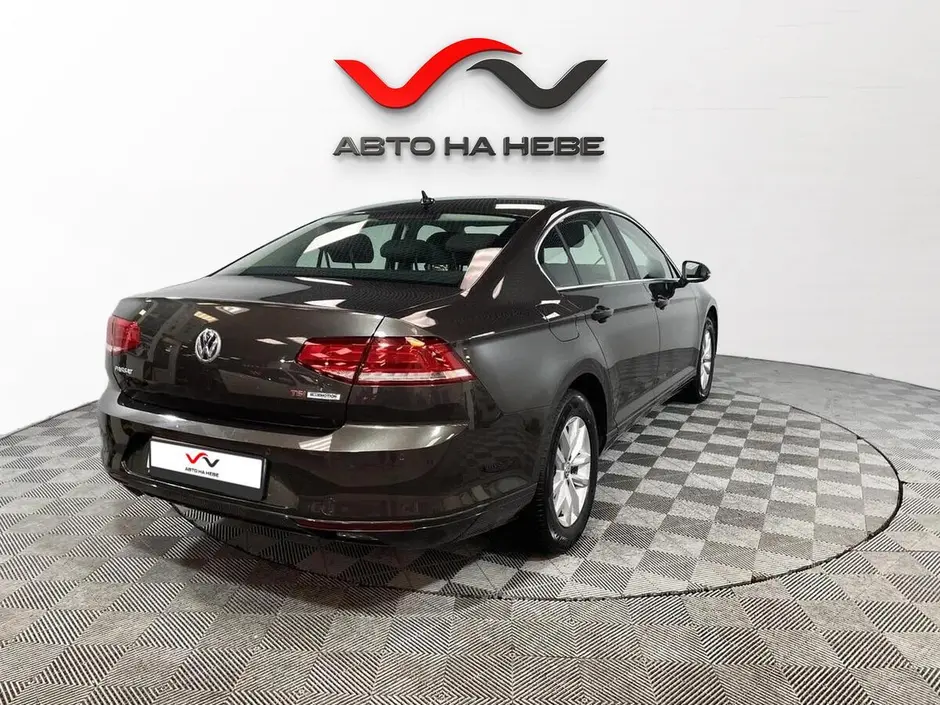 «Авто на Неве»