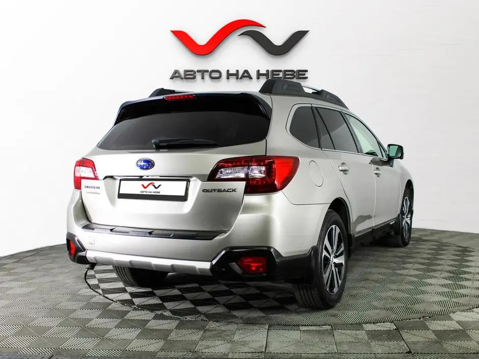 «Авто на Неве»