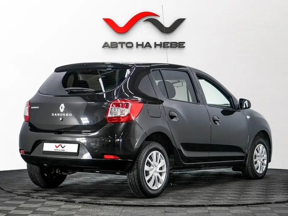 «Авто на Неве»