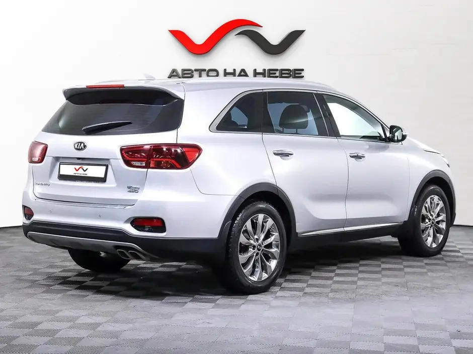 «Авто на Неве»