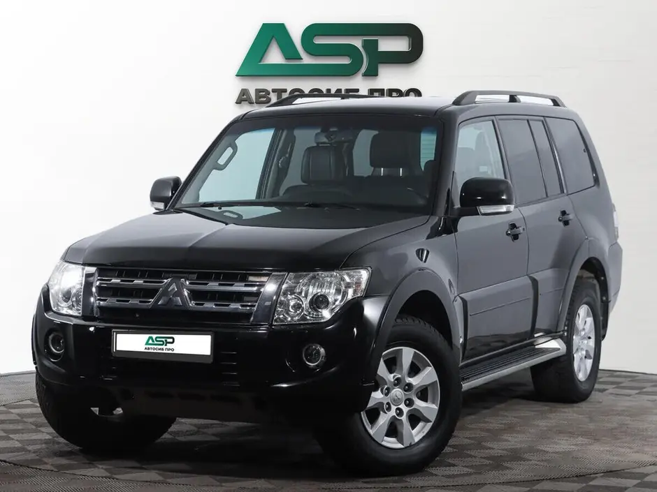 Mitsubishi Pajero, 2012 г.