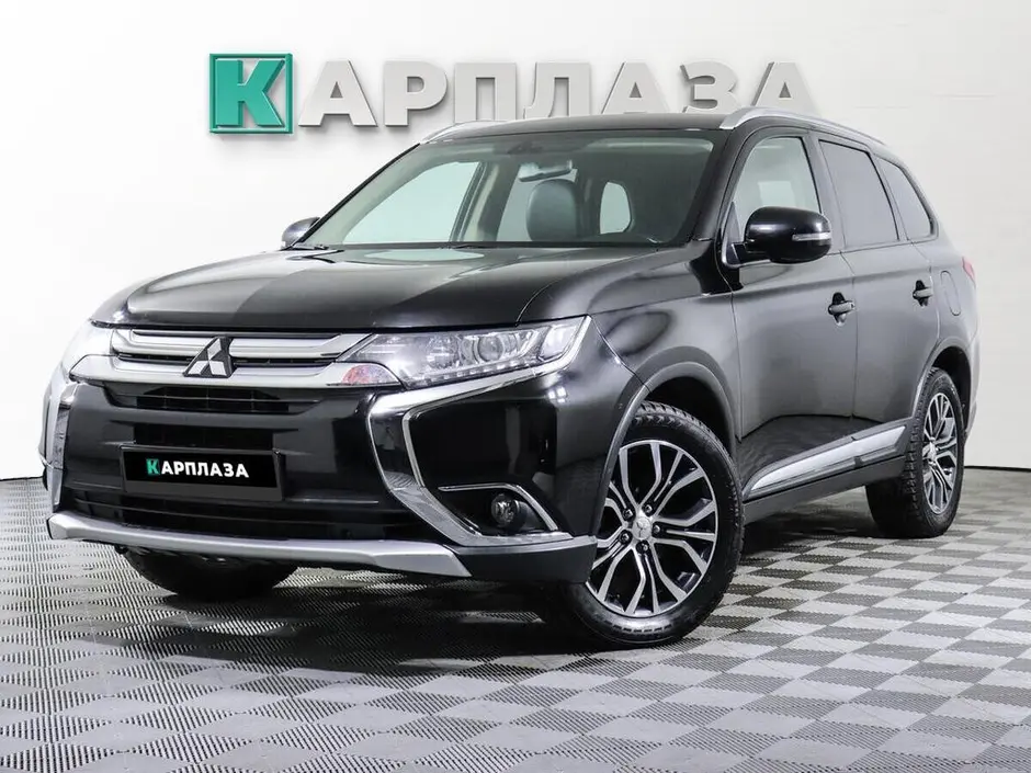 Mitsubishi Outlander, 2017 г.