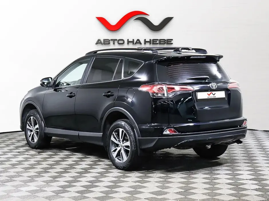 «Авто на Неве»