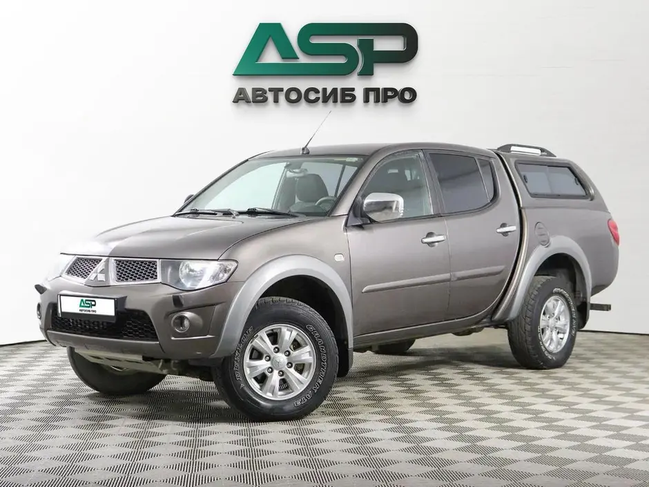 Mitsubishi L200, 2012 г.
