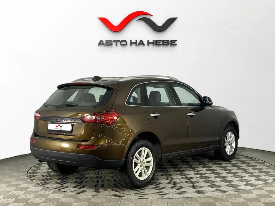 «Авто на Неве»