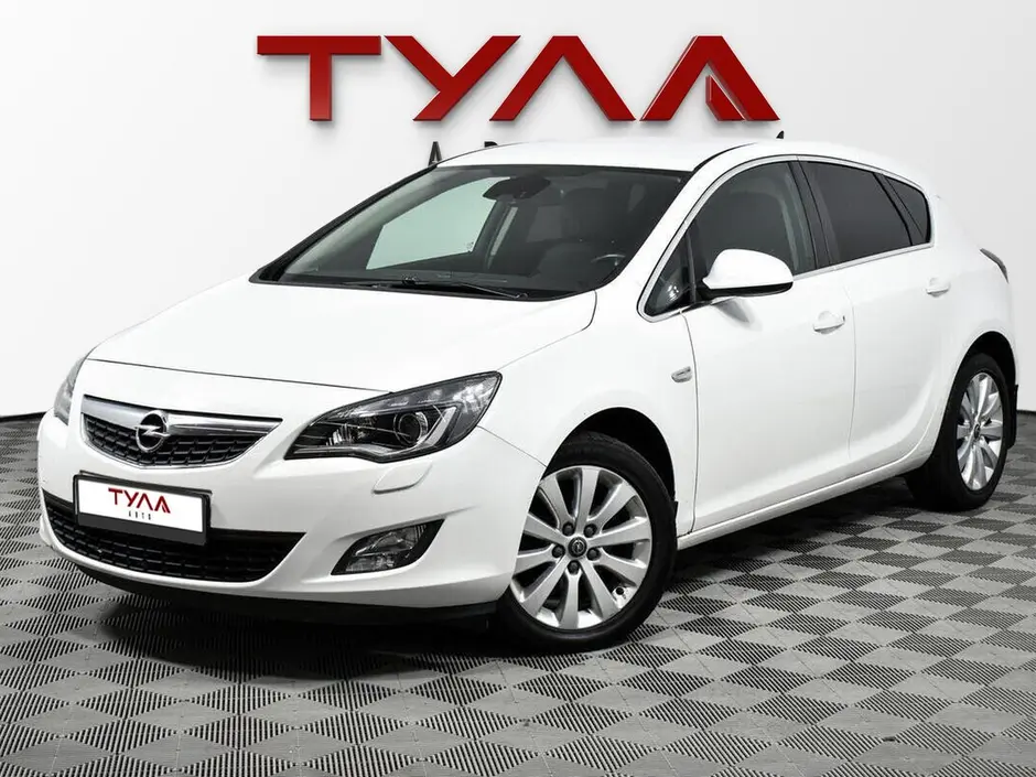 Opel Astra, 2012 г.