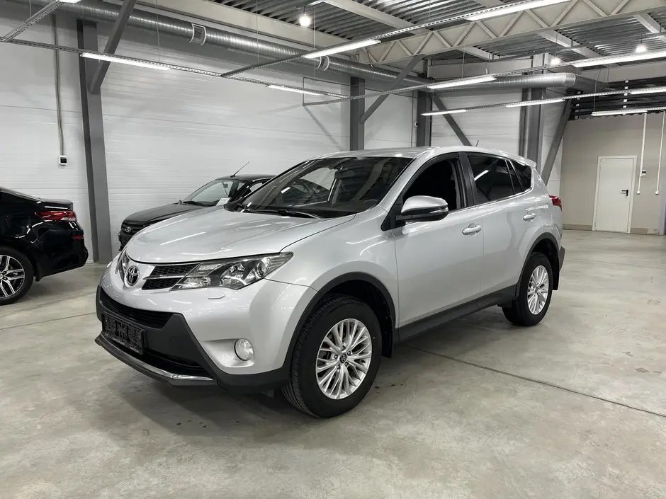 Toyota RAV4, 2013 г.