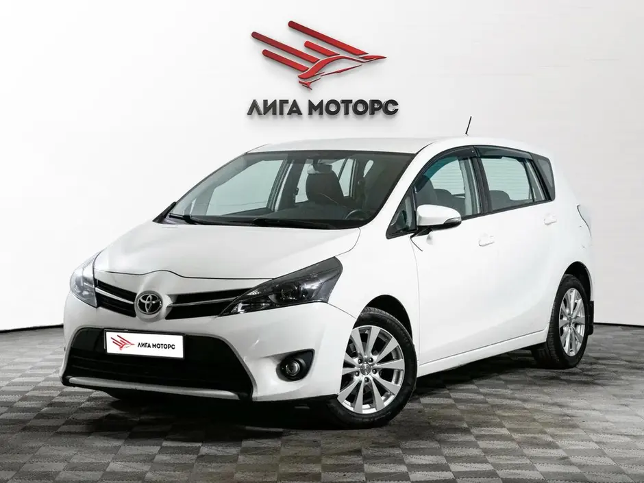 Toyota Verso, 2015 г.